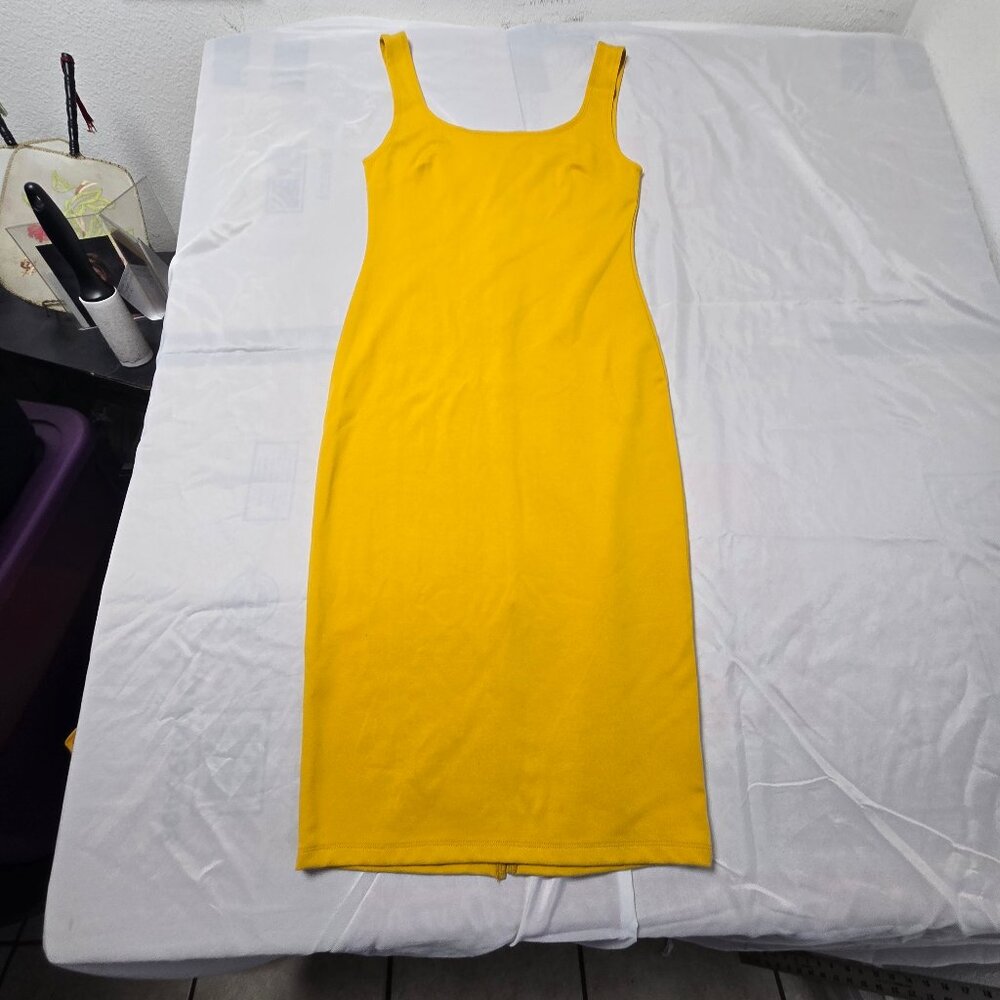 Popular Basics Dress Medium Yellow pre-owned